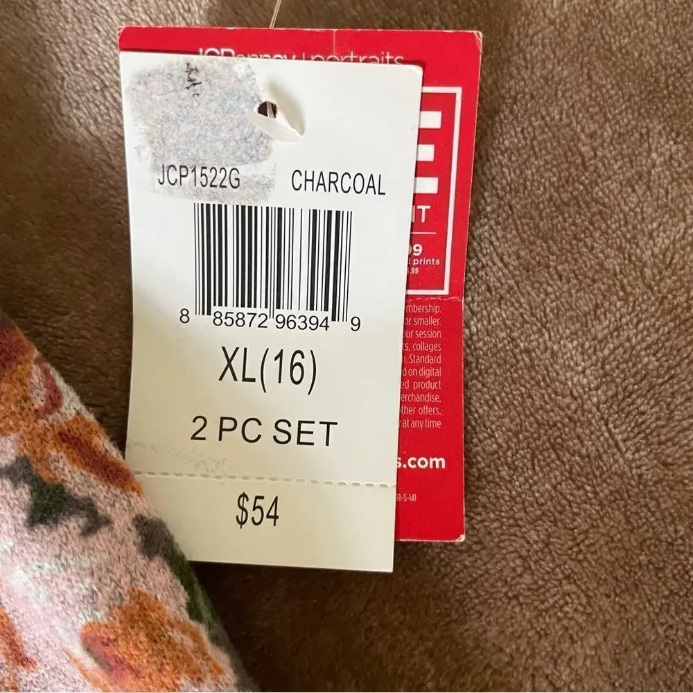 Knitworks Girls Matching Floral Top with Butterfly Accent and Lounge Pants XL